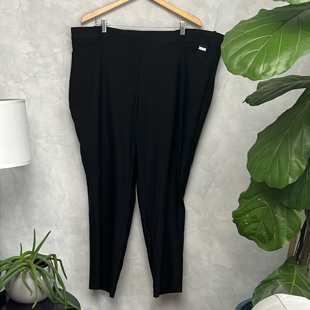 NWOT Women’s Calvin Klein Black Trousers, Size 22w